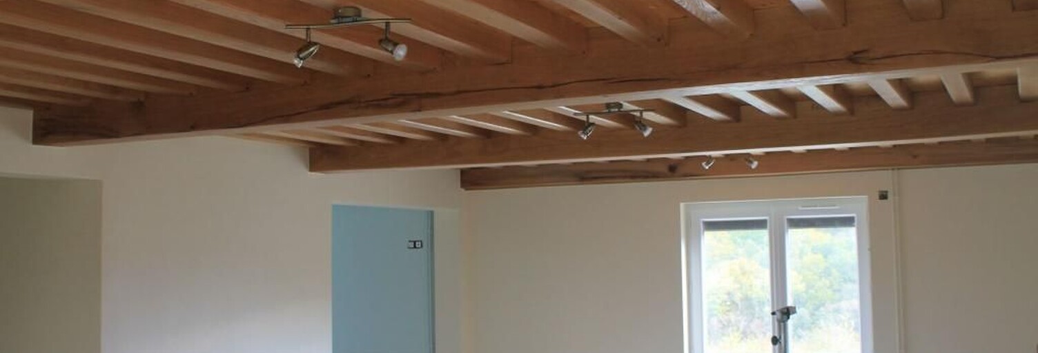 Maison 6 Pièces 170 m² à louer à Vougy (42720)
