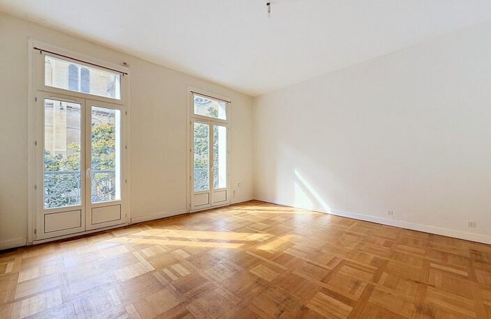 BERGERAC CENTRE – IMMEUBLE DE RAPPORT avec 3 superbes Appartements de Standing — photo 2