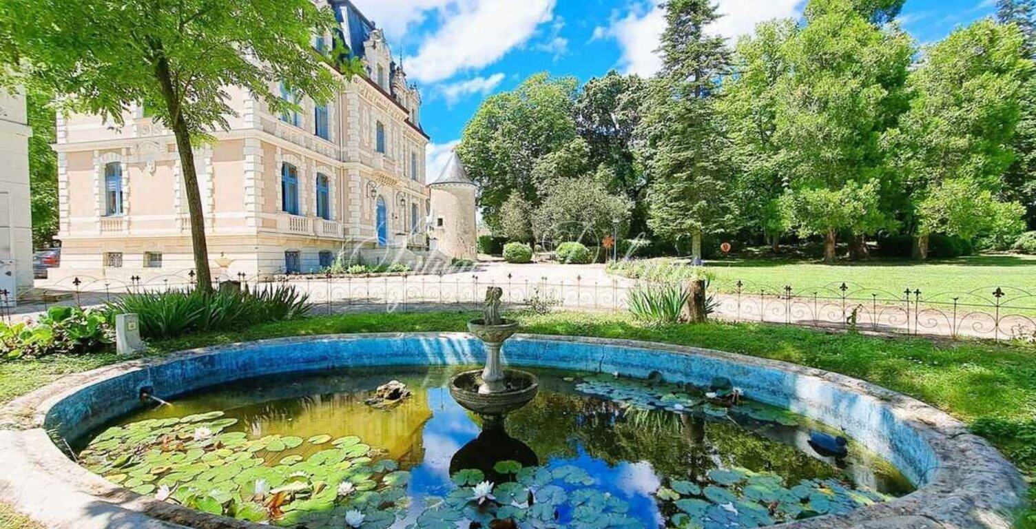 Propriete à vendre 50 pièces proche de TOURS (37) — photo 1