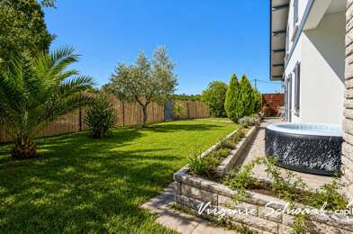 Maison 12 pièces 398000 €