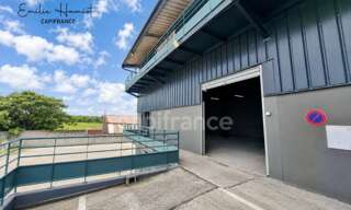 Commerce 1 Pièce 110 m² à louer à Ducos (97224)