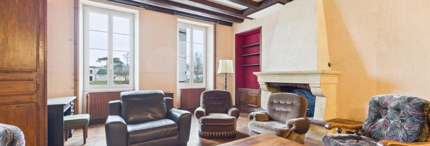 Maison 10 Pièces 350 m² à vendre à Jarnac (16200)