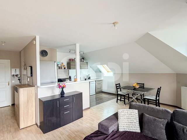 Appartement 3 pièces avec Parking privatif centre ville Vernouillet  À Vendre — photo du bien