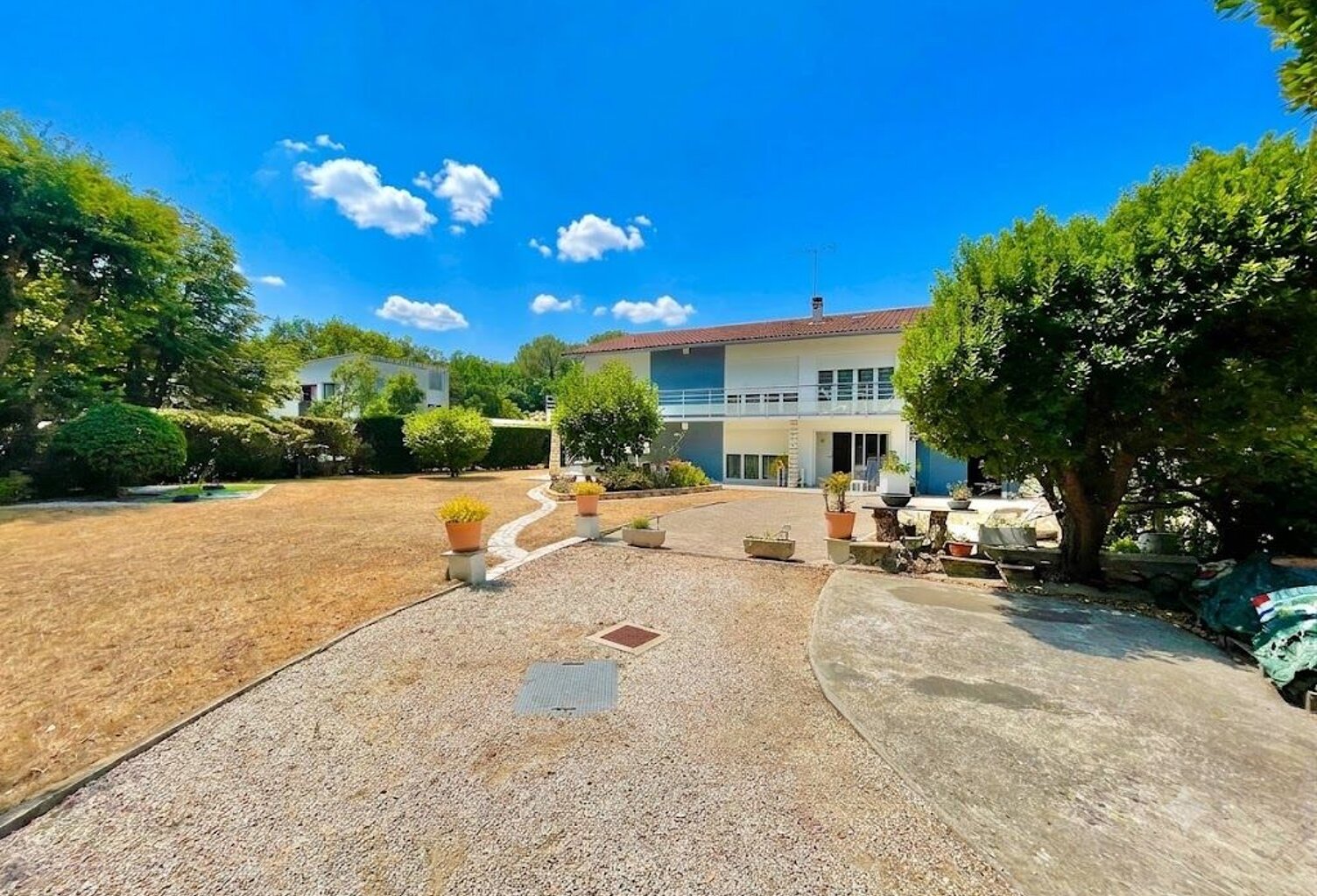 Maison À Vendre — photo 1