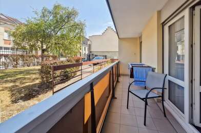 Appartement 3 pièces 815 €
