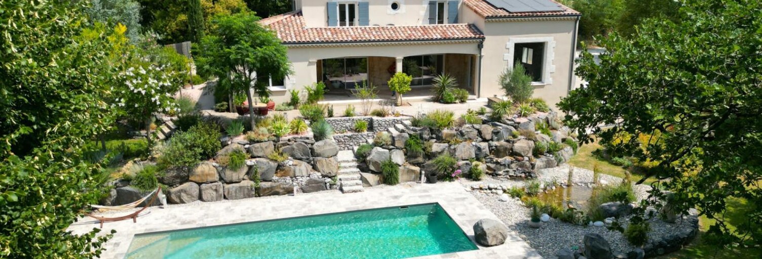Maison 7 Pièces 224 m² à vendre à Montélimar (26200)
