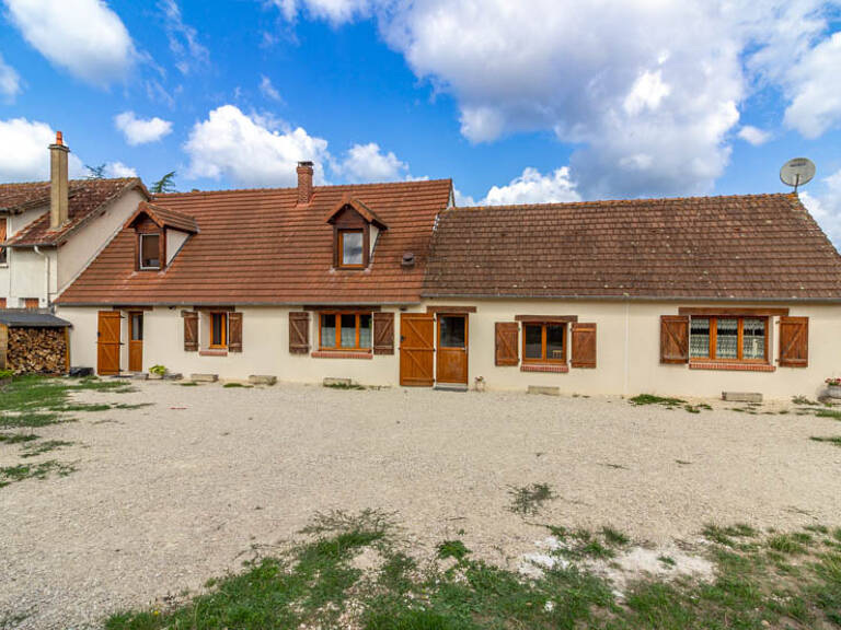 Maison Romorantin Lanthenay 8 pièces 202 m2 — photo 1
