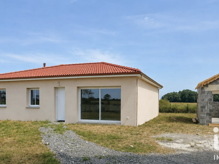 Vente Maison/villa 4 pièces — photo 1