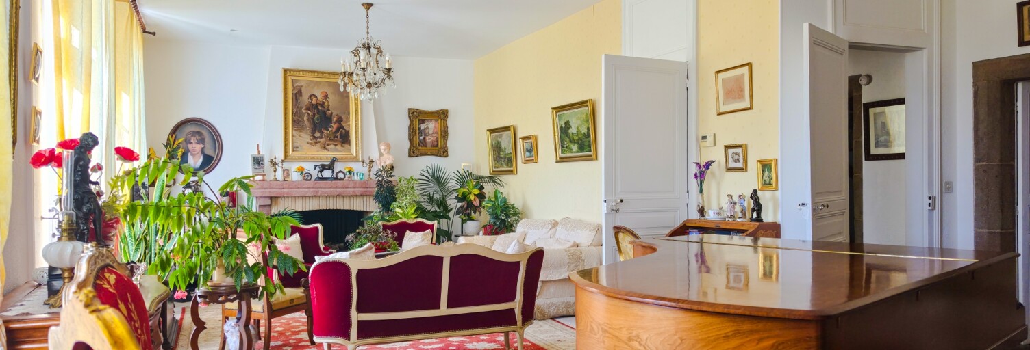 Maison 5 Pièces 175 m² à vendre à La Loubière (12740)