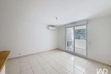 Appartement 3 pièces 931 €