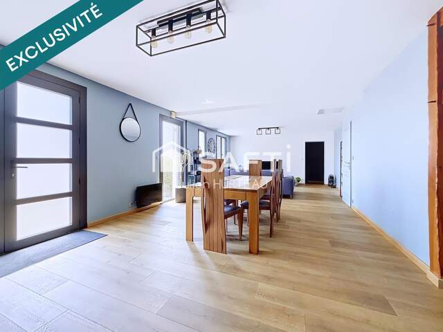 Maison rénovée avec vue sur la campagne — photo du bien
