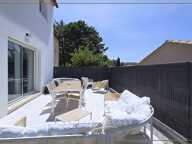 Rocbaron : Villa de 2025 de 73 m² sur un terrain de 218 m², quartier calme... — photo 2