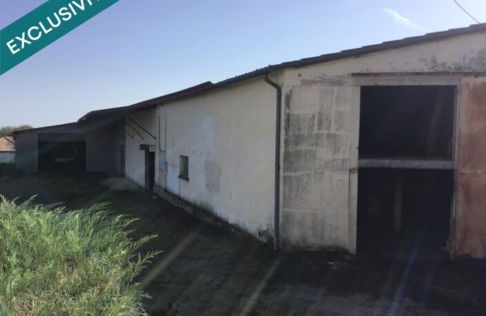 Ensemble de bâtiments de 1400 m2 centre Castillonnès. — photo 4