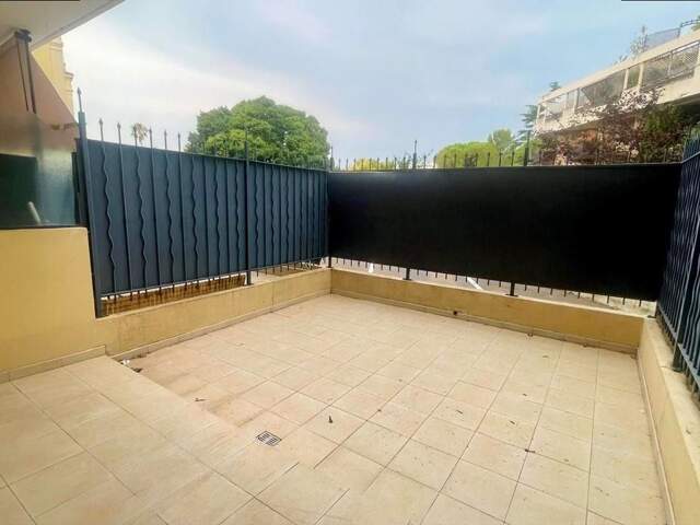 Studio - 20.83m ² — photo du bien