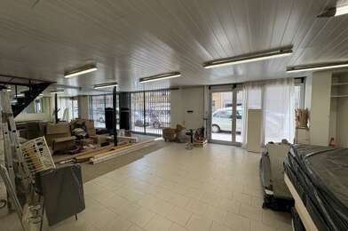 Commerce  3200 €