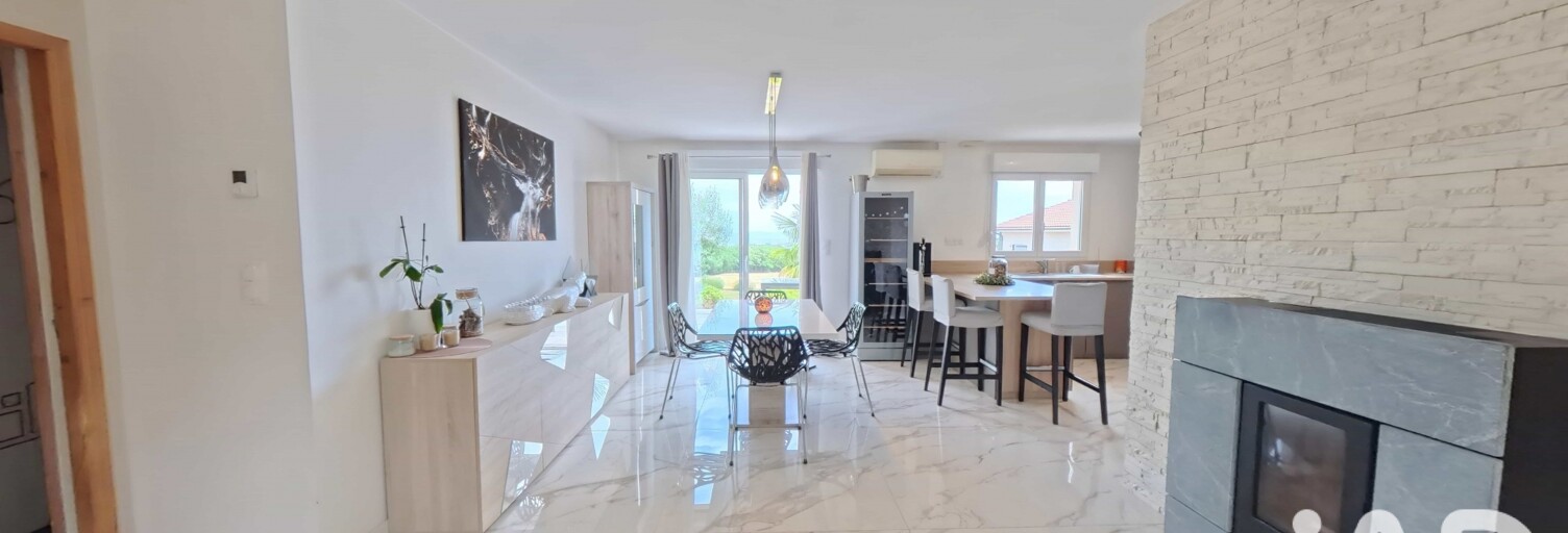 Maison 5 Pièces 112 m² à vendre à Combronde (63460)
