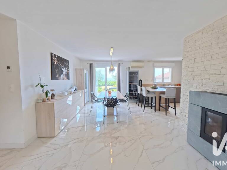 Vente Maison/villa 5 pièces — photo 1