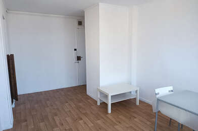 Appartement 3 pièces 1020 €