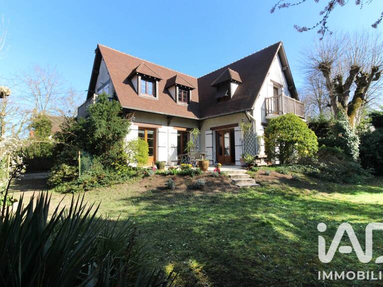 Vente Maison/villa 8 pièces — photo 1