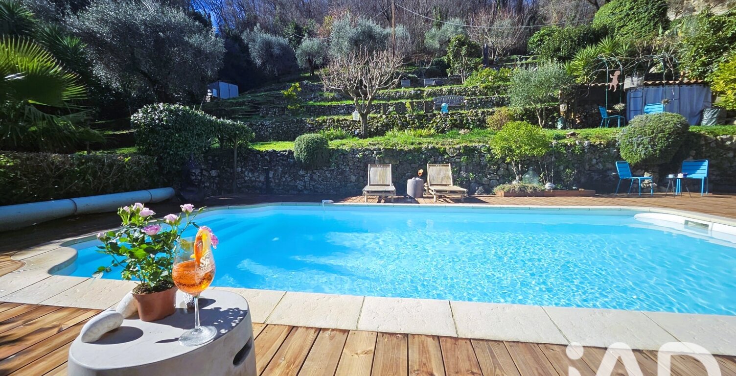 Vente Maison/villa 11 pièces — photo 1