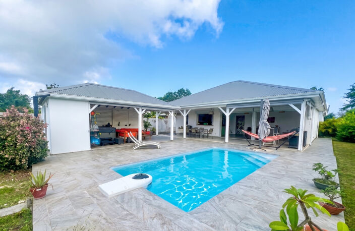 Villa contemporaine de plain pied Piscine Jardin 683m2 — photo 3