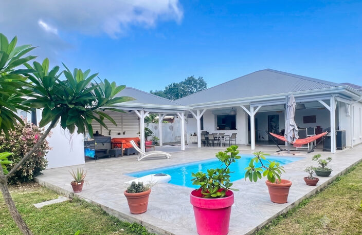 Villa contemporaine de plain pied Piscine Jardin 683m2 — photo 4