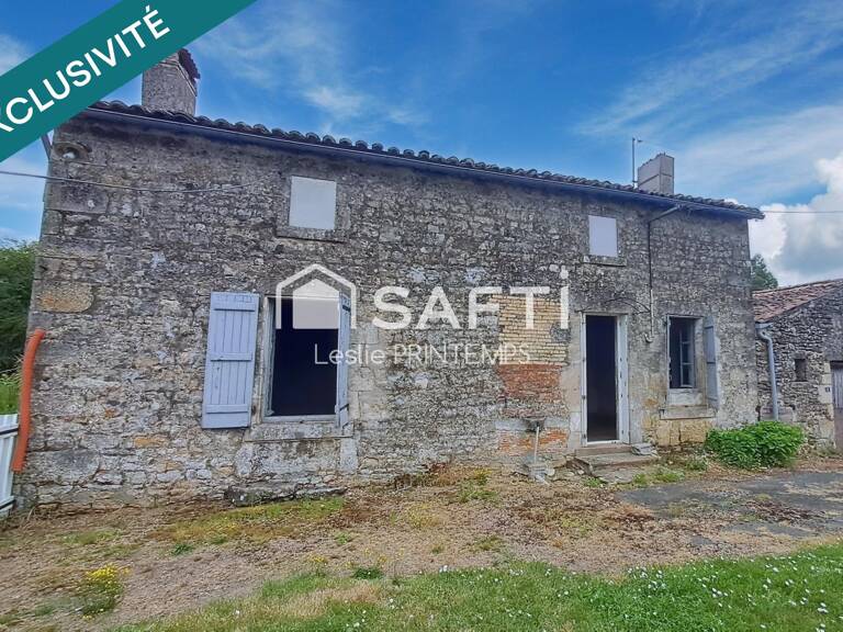 Ensemble immobilier à rénover sur plus de 3 000 m² de terrain — photo 1