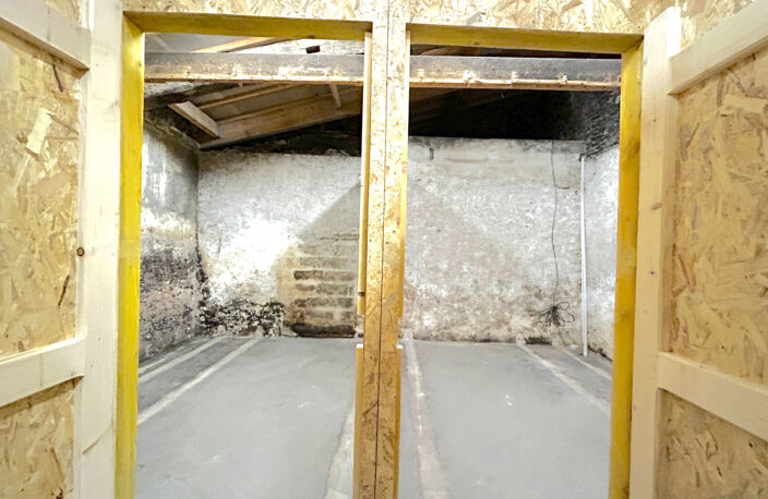 A LOUER BOX DE STOCKAGE SECURISE - SECTEUR SAINT PAUL - BLAYE — photo 3