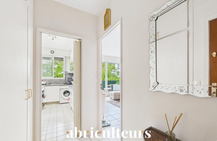 Appartement 2 pièces avec terrasse  sur jardin en vente à Levallois-Perret 92300 — photo 4