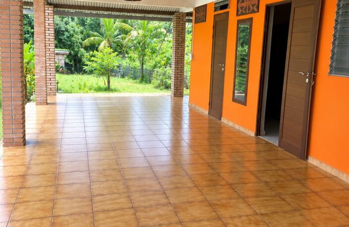 Matoury – Propriété sur 2 niveaux avec piscine sur près de 1,5 hectare — photo 5