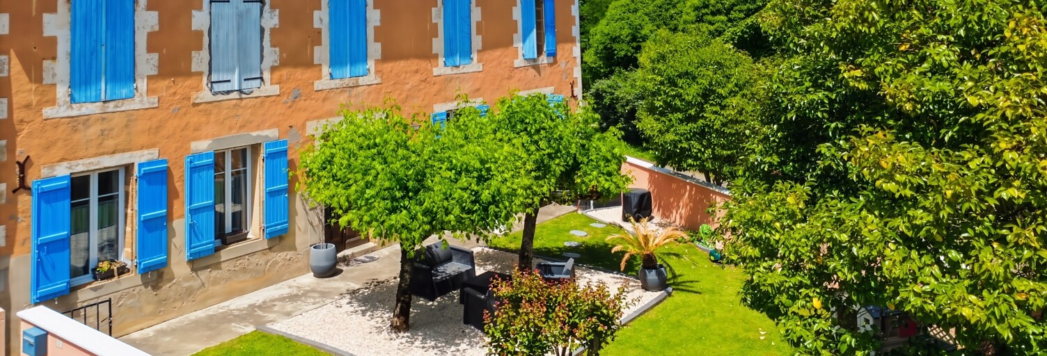 Maison 5 Pièces 240 m² à vendre à Ayzieu (32800)