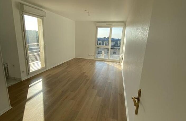 Appartement de 78m2 à louer sur Cergy — photo 2