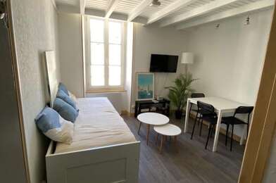Appartement 1 pièces 700 €