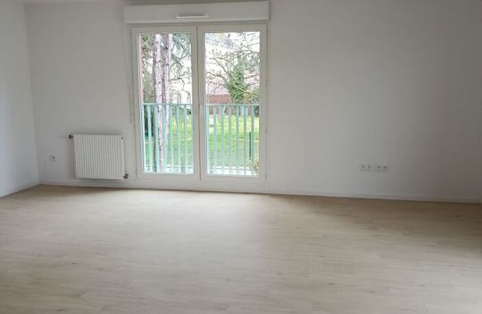 Appartement de 90m2 à louer sur Sens — photo 3