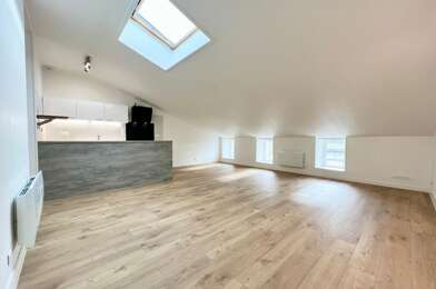 Appartement 3 pièces 825 €
