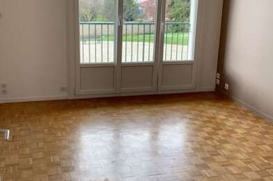 Appartement 3 pièces 690 €