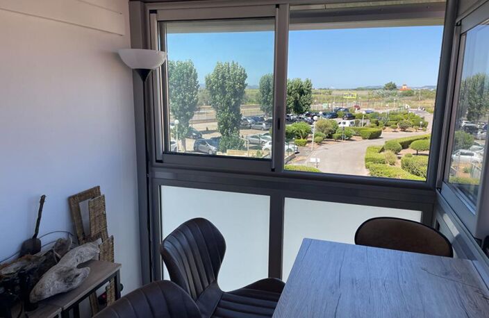 Appartement  2 pièce(s) 26 m2 vue mer — photo 2