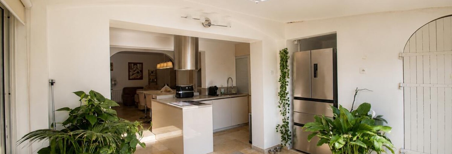 Appartement 5 Pièces 122 m² à vendre à Saint-Raphaël (83700)