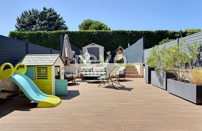 Duplex — photo 2