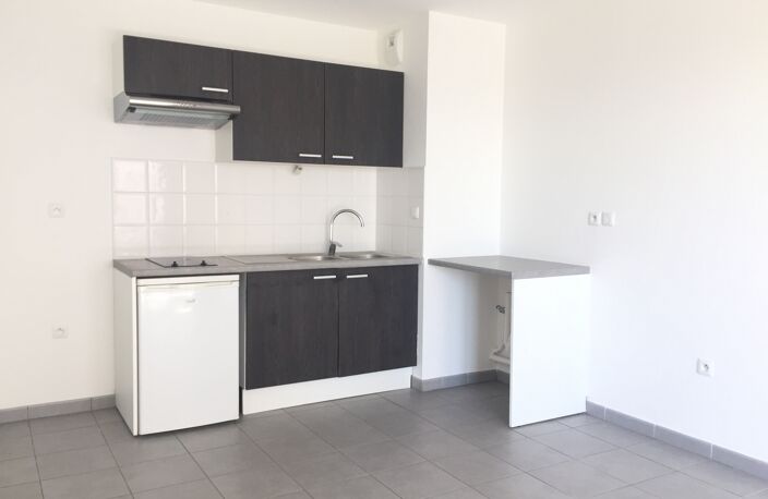 Location appartement 2 pièces 41 m² à Toulouse (31200) — photo 2
