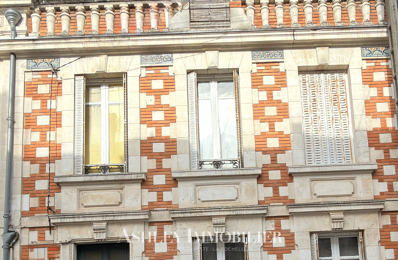 À VENDRE - MAISON DE CARACTÈRE À RAFRAICHIR - LA ROCHELLE - — photo du bien