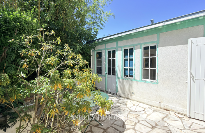 À VENDRE - MAISON DE CARACTÈRE À RAFRAICHIR - LA ROCHELLE - — photo 5