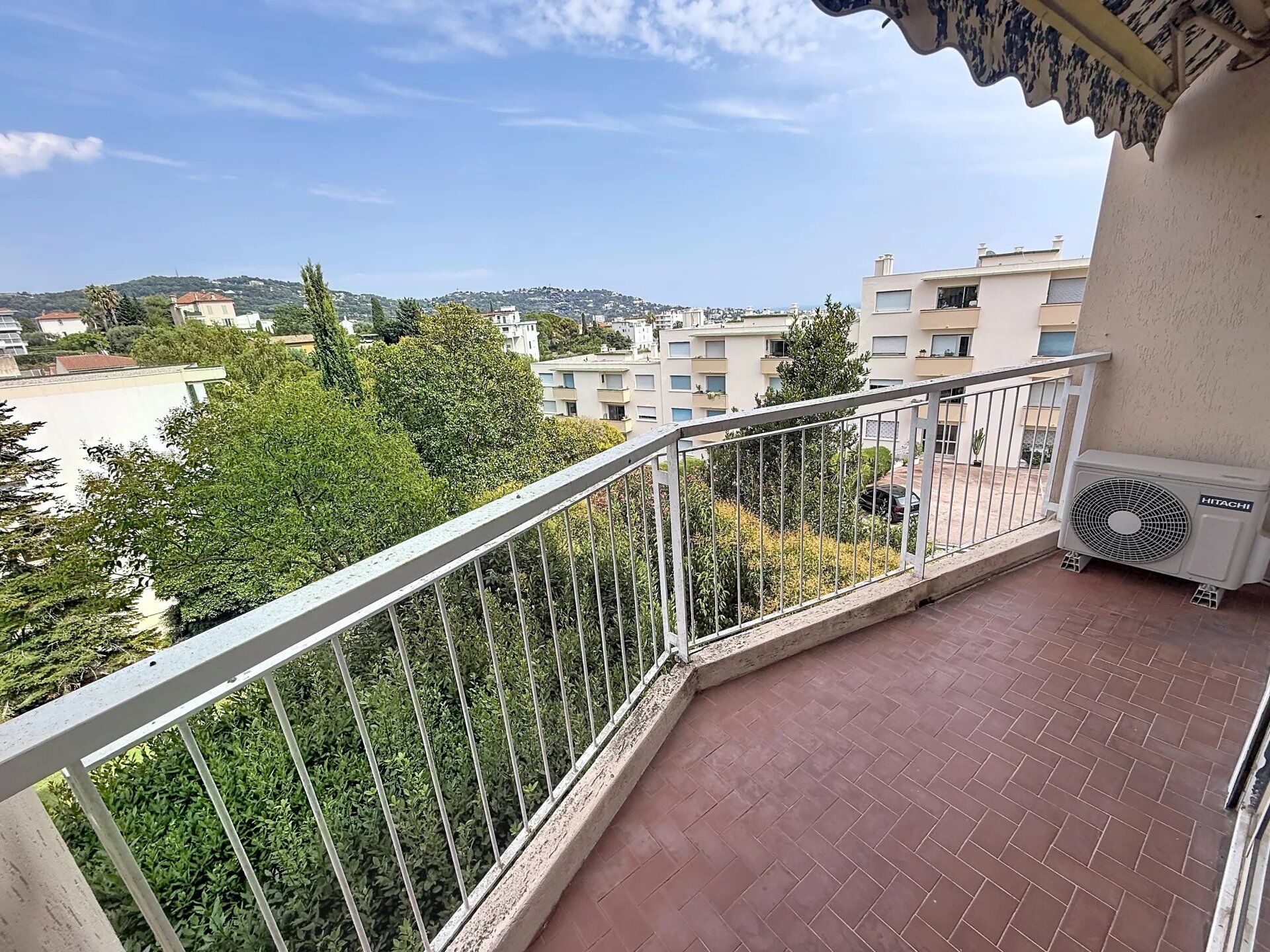 Appartement 2 pièces 59 m² · à Cannes · 59 m² · 102 000 €