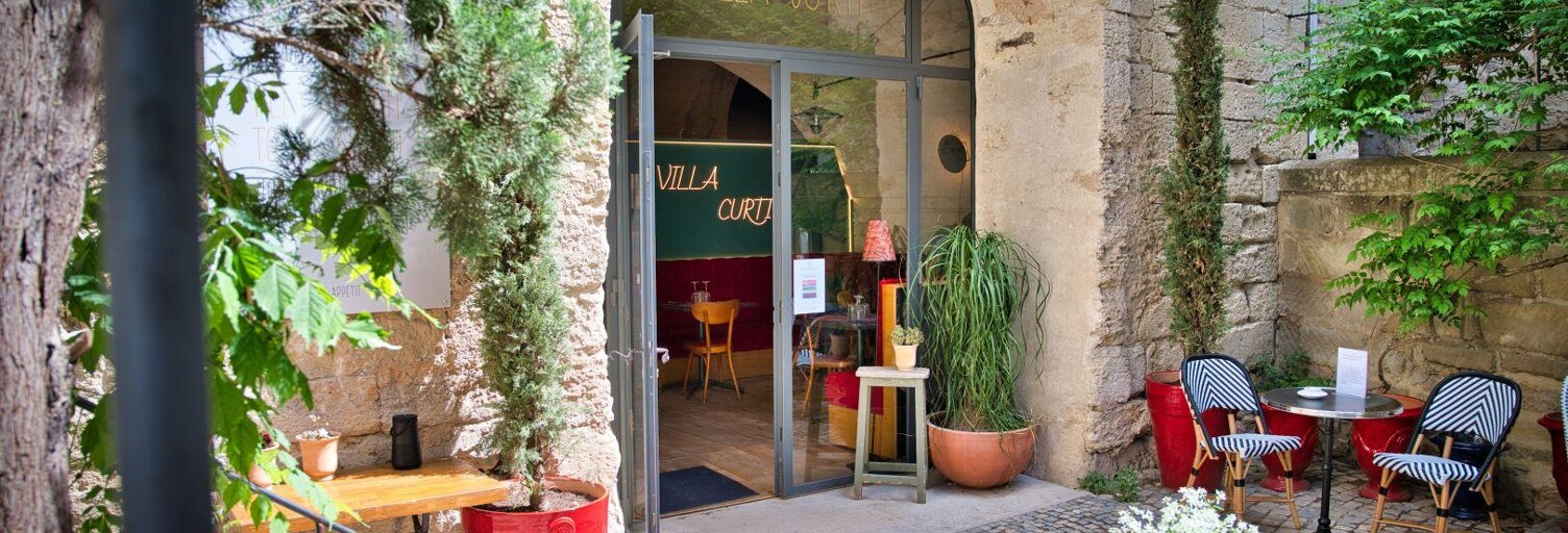 Commerce  104 m² à vendre à Uzès (30700)