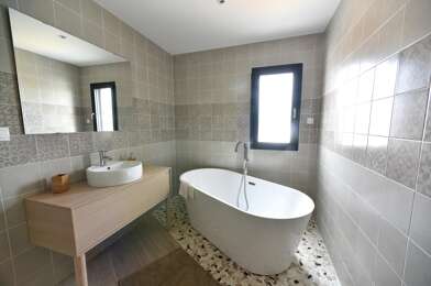 Maison 4 pièces 890 €