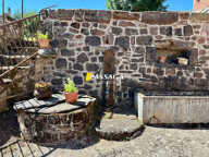 A VENDRE - Ancien corps de ferme et terrains - LAUSSELENQ — photo 4