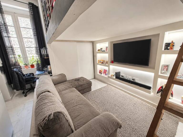 Maison de village 93 m² avec grand garage — photo 1