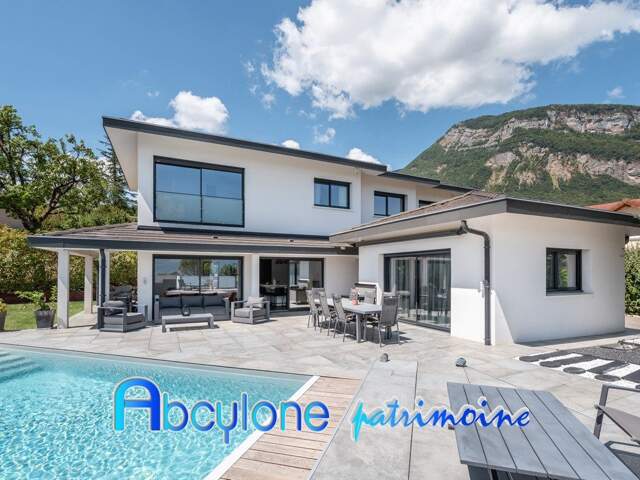 Magnifique villa de 180 m² sur un terrain de 760 m² — photo du bien
