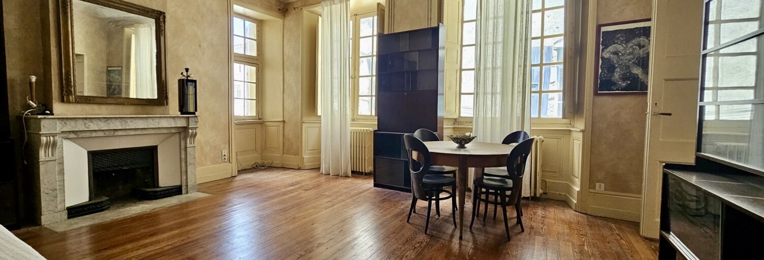 Maison 7 Pièces 260 m² à vendre à Villeneuve-de-Berg (07170)