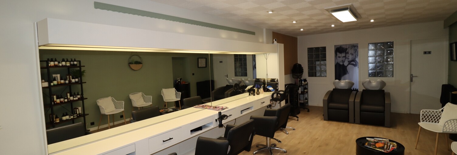 Commerce  50 m² à vendre à Billom (63160)